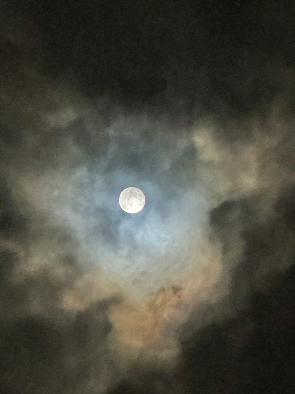Full Moon1
